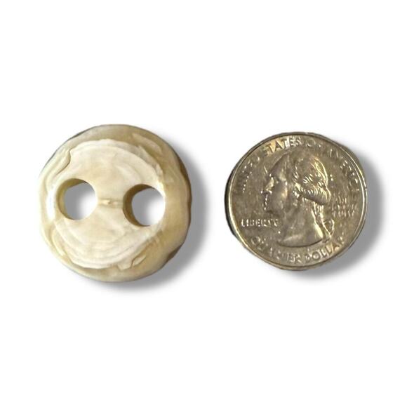 Vintage Lucite Buttons Set of Eight (8) Beige and Cream Gloss Two Hole Sewing - Picture 5 of 5